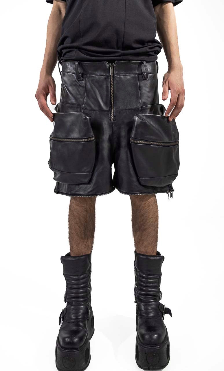 MEN LEATHER SHORT PANTS