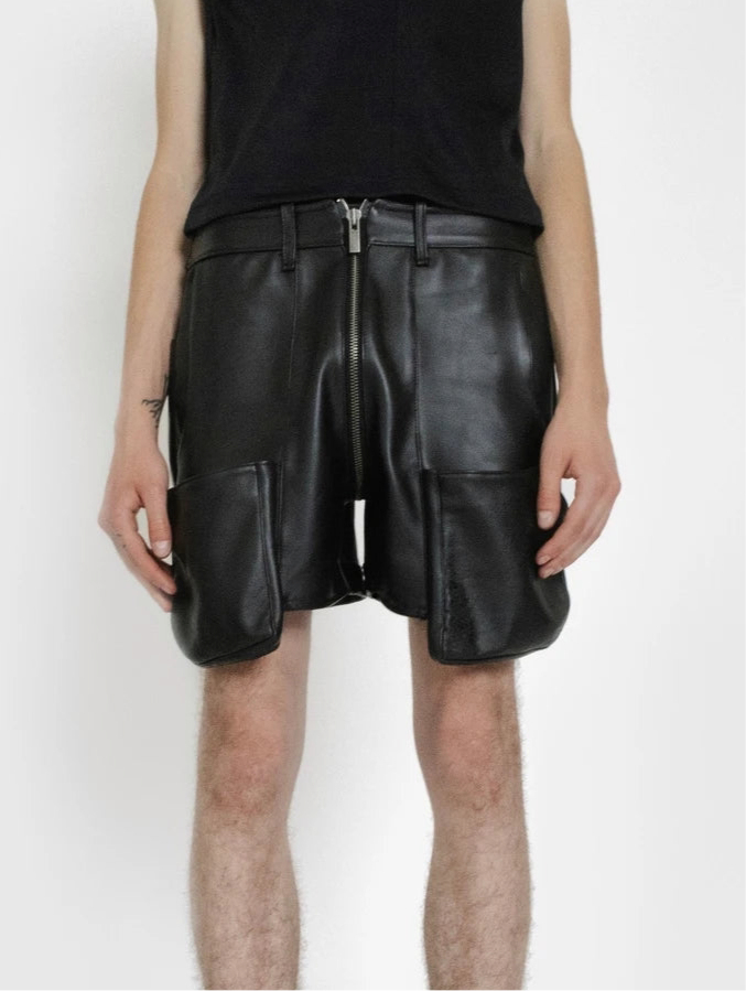 LEATHER POCKET SHORT PANTS