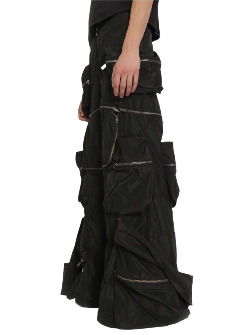 ZIPPED DETACHABLE PANTS