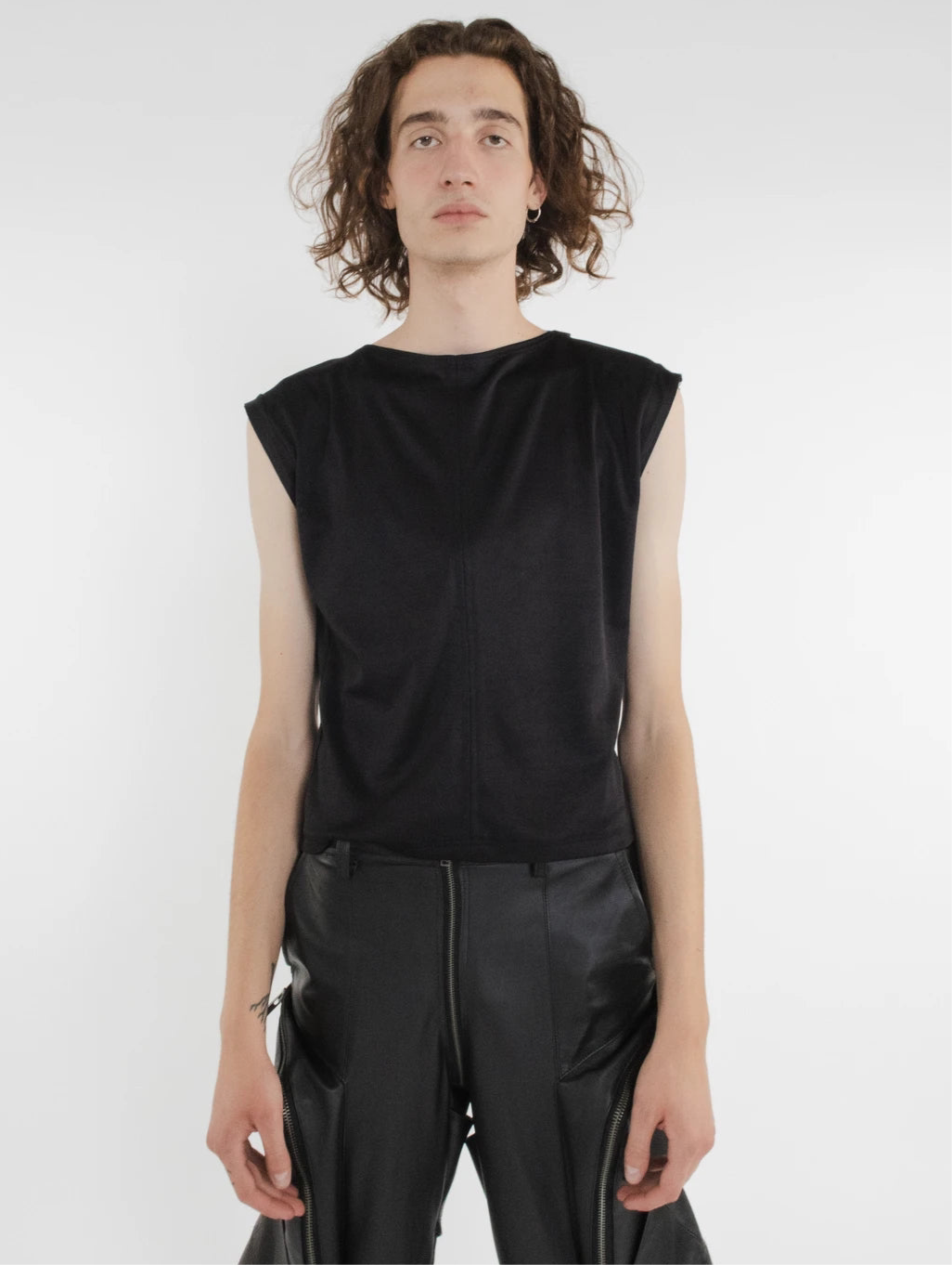SHORT TANK TOP