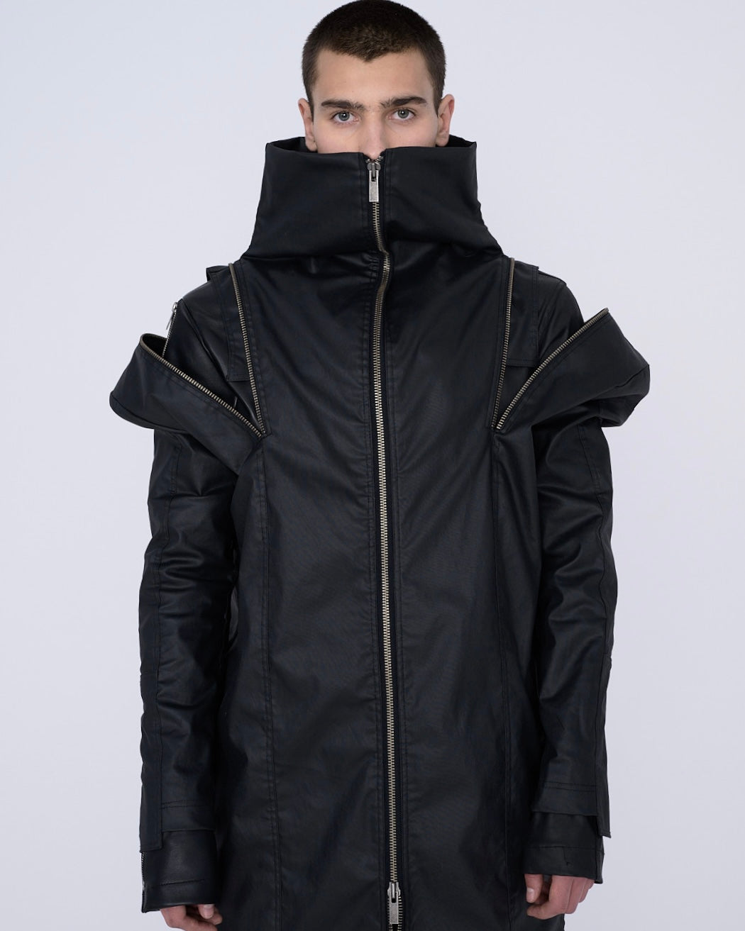 MEN ZIPPED SHOULDERS JACKET