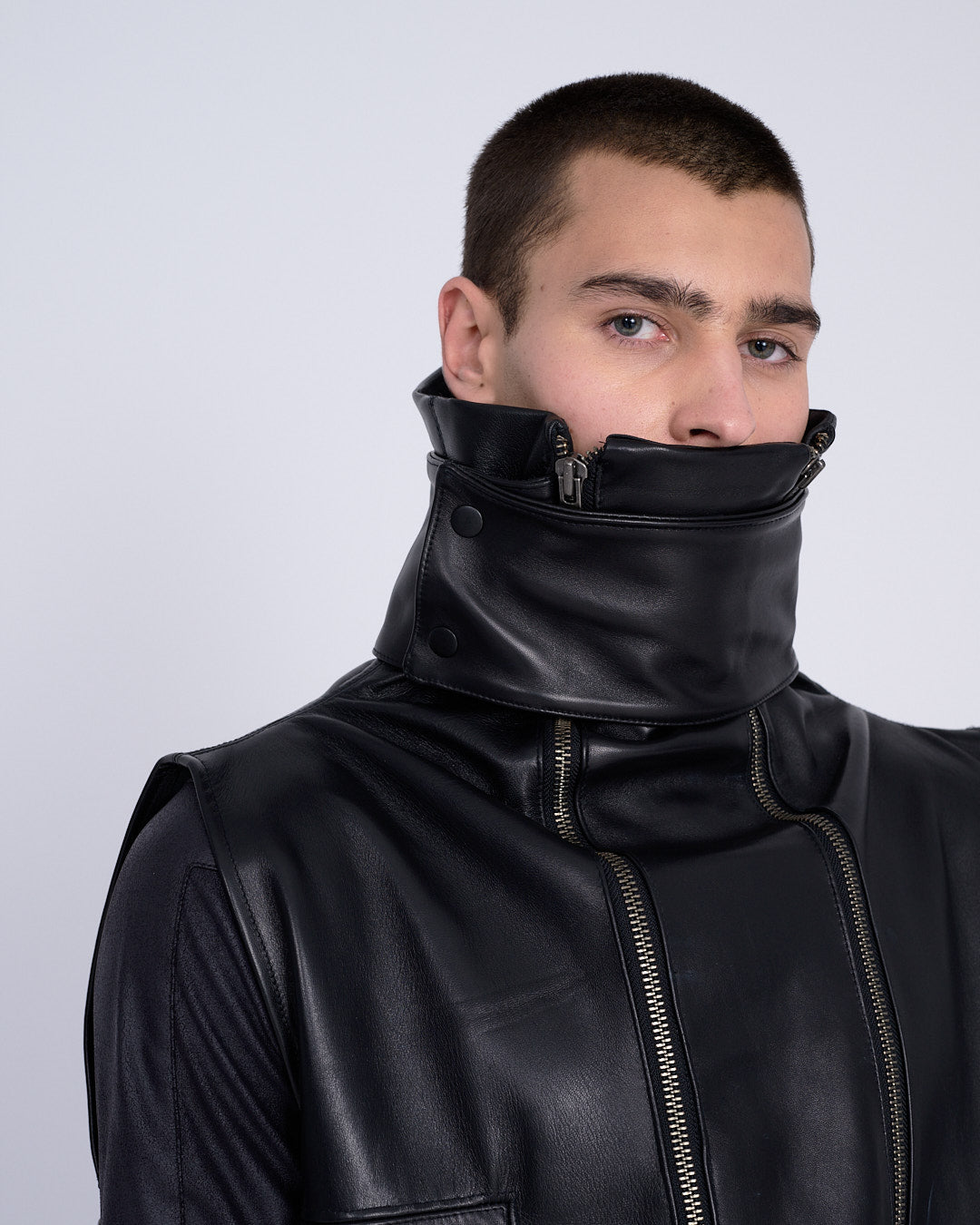 UNISEX LEATHER VEST