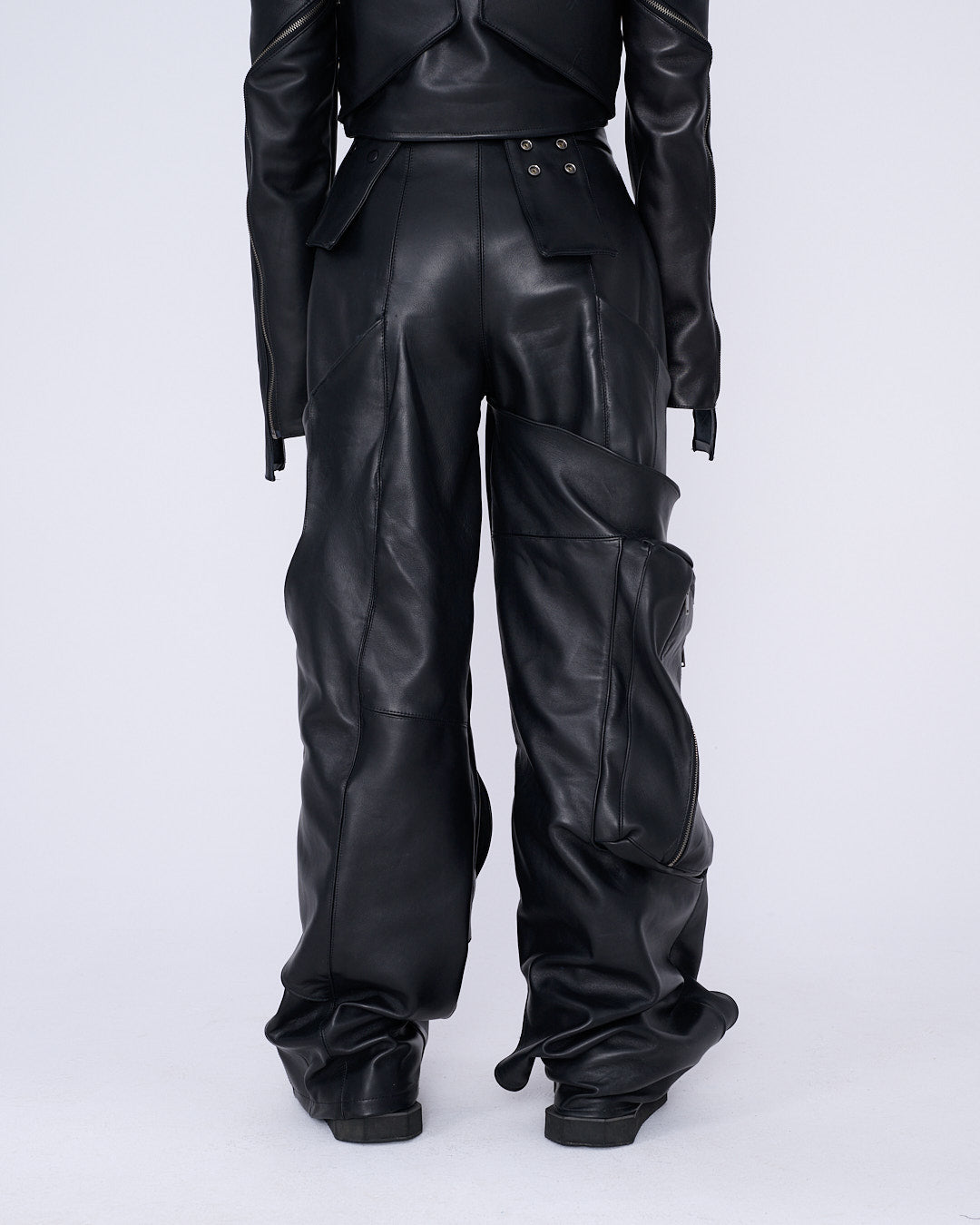 WOMEN FOLDED LEATHER PANTS