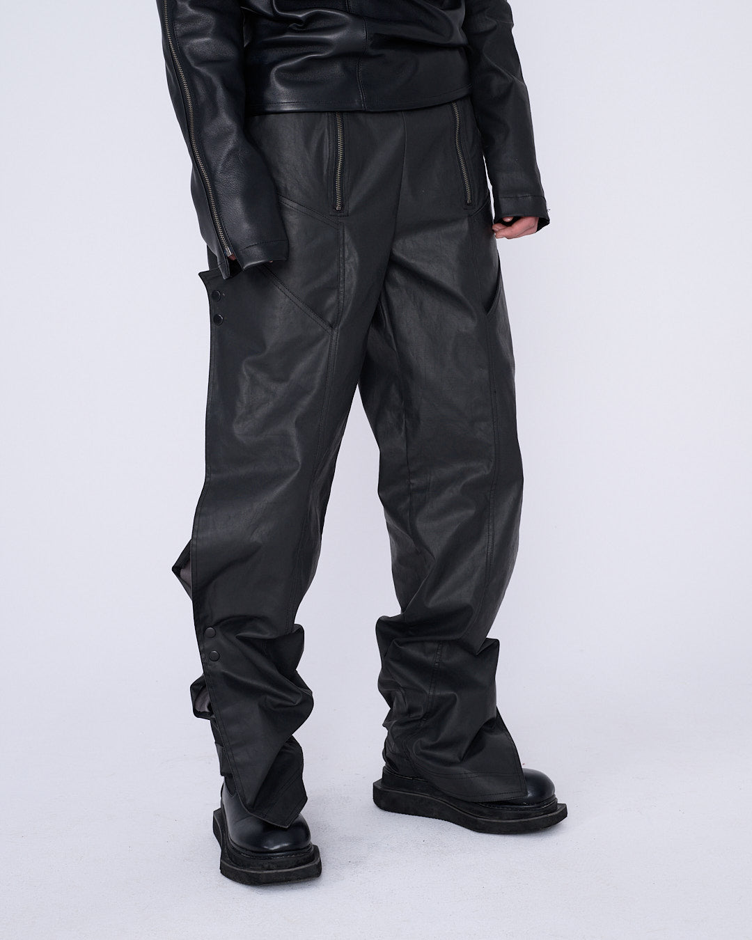 MEN DENIM CROPPED PANTS