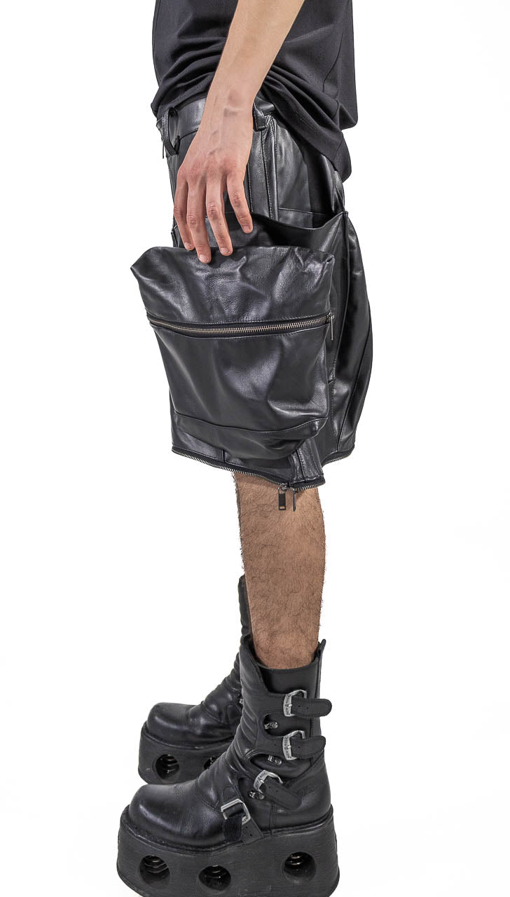 MEN LEATHER SHORT PANTS