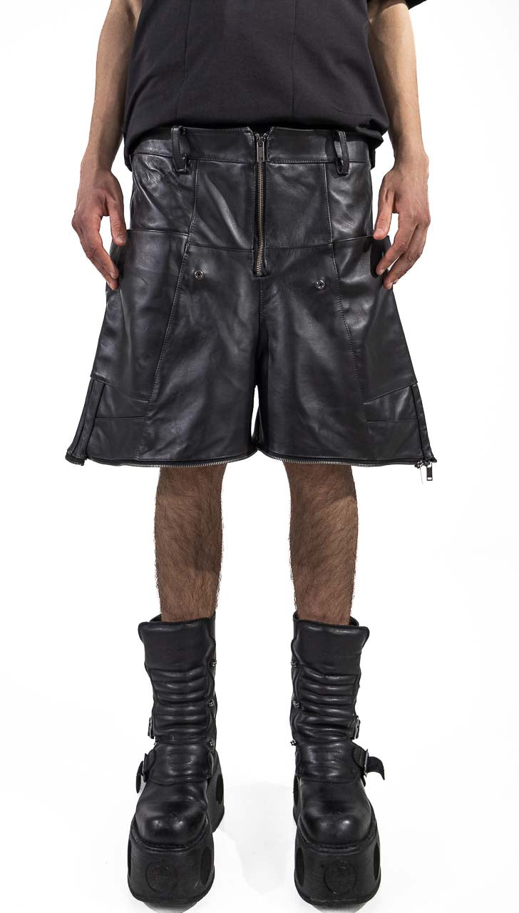 MEN LEATHER SHORT PANTS