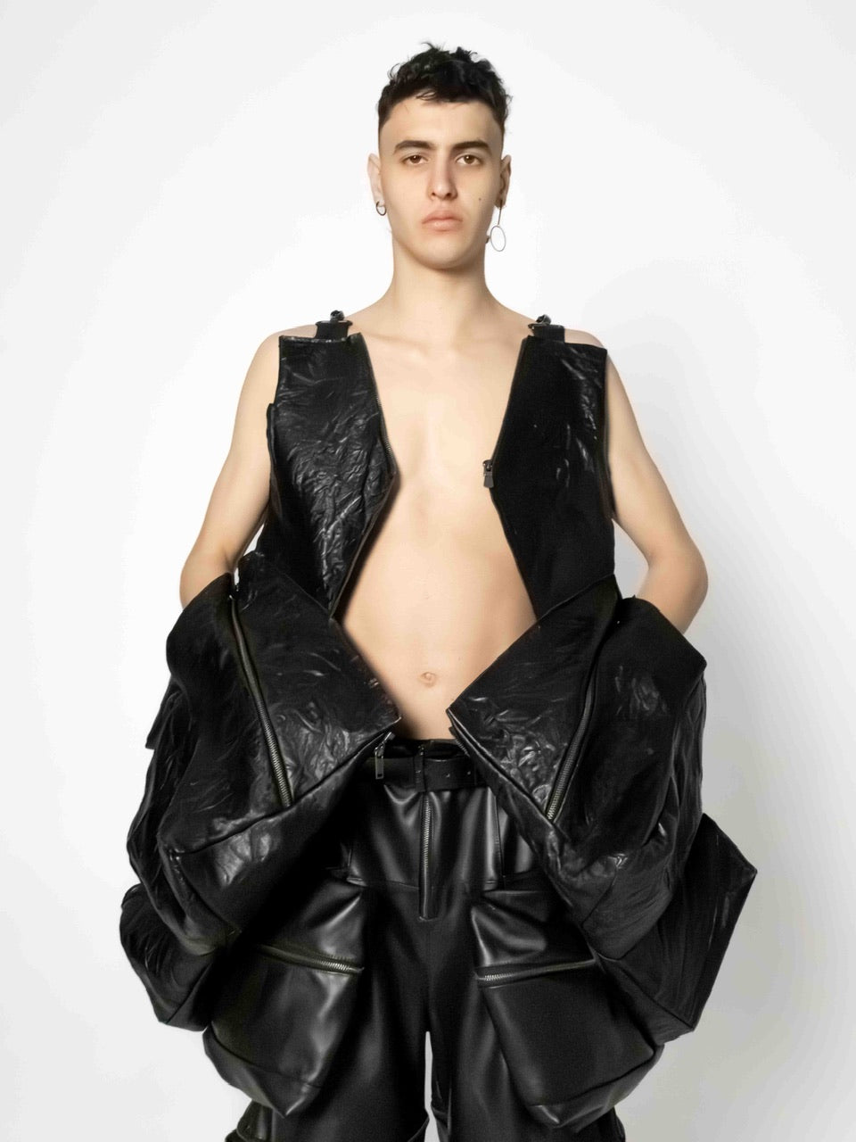 UNISEX CRINCKLED LEATHER VEST