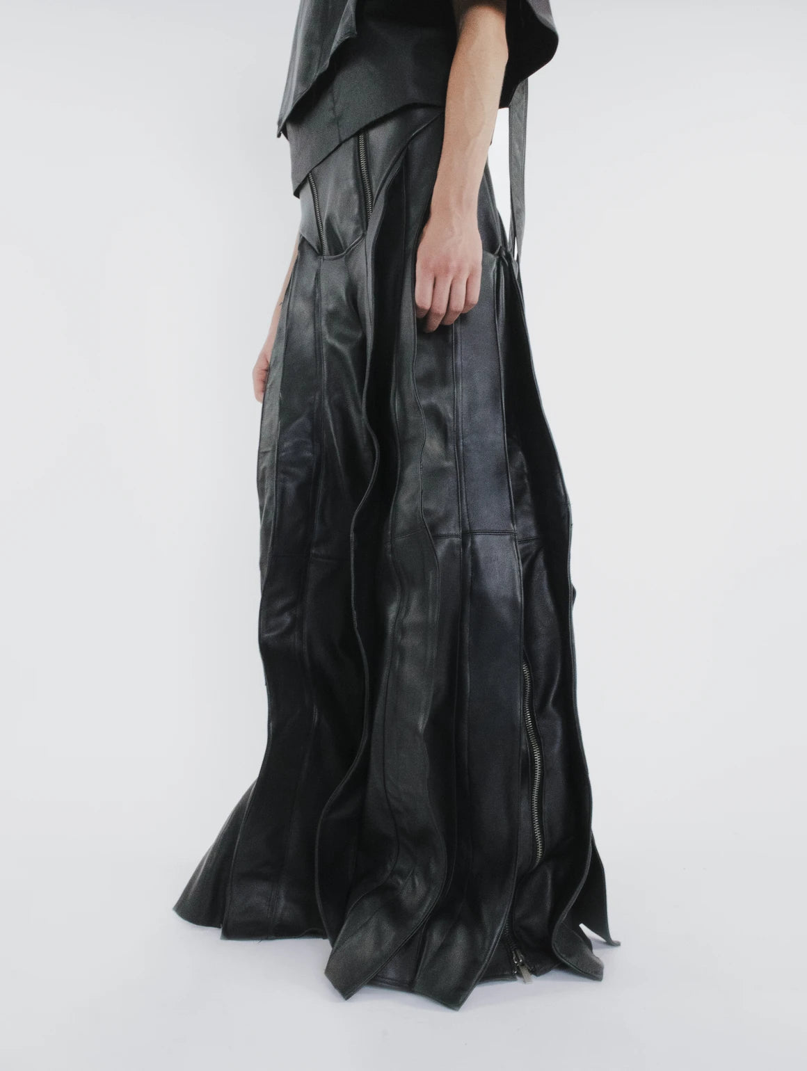 FLARED LEATHER PANTS