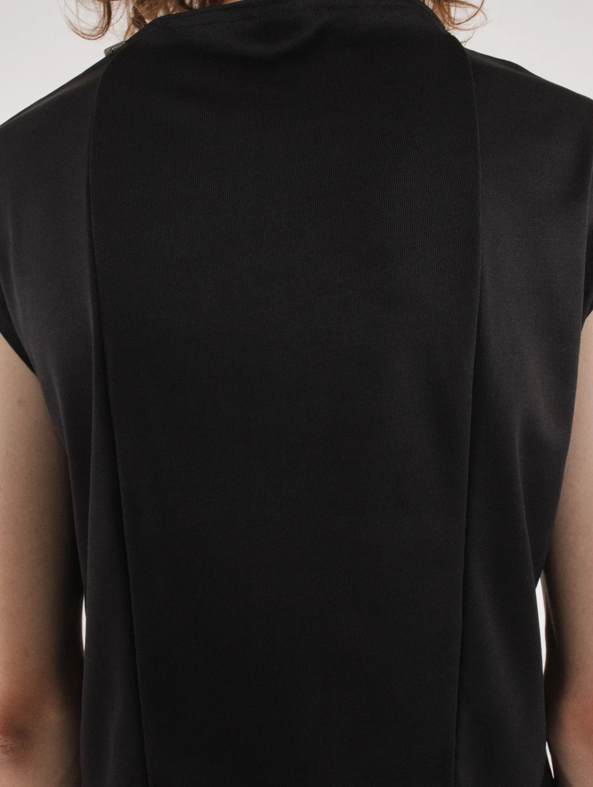 SHORT TANK TOP