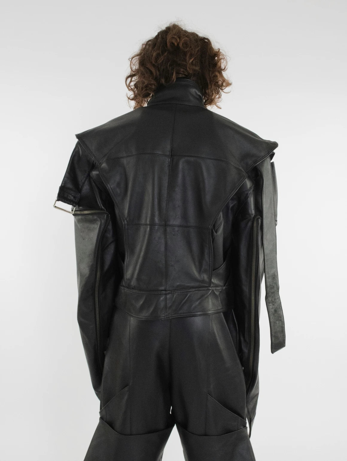 MEN TRIANGLE LEATHER JACKET