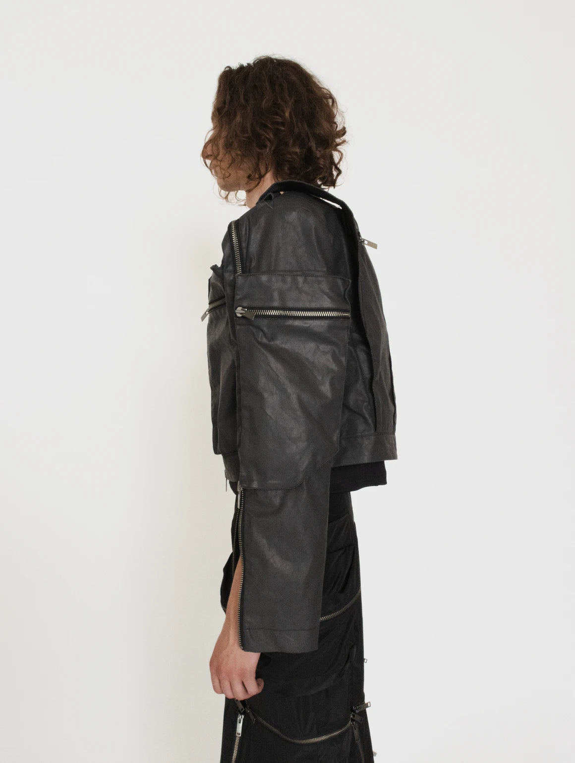 MEN DENIM ZIPPED JACKET
