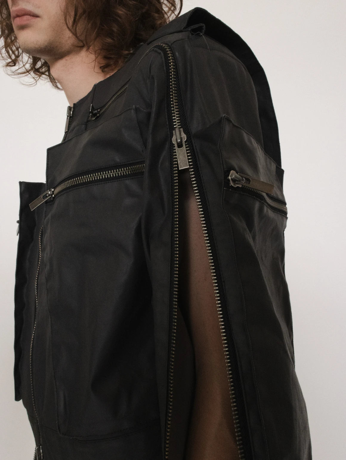 MEN DENIM ZIPPED JACKET