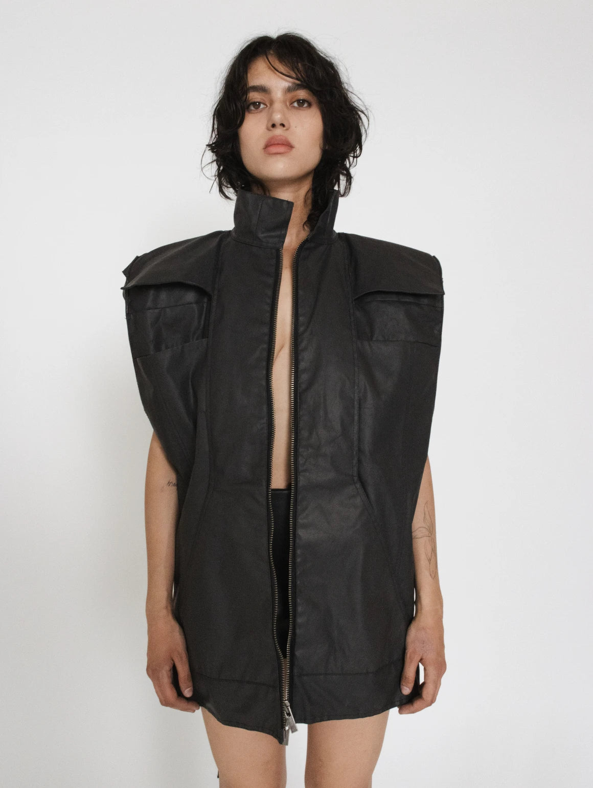 WOMEN DENIM CROPPED VEST
