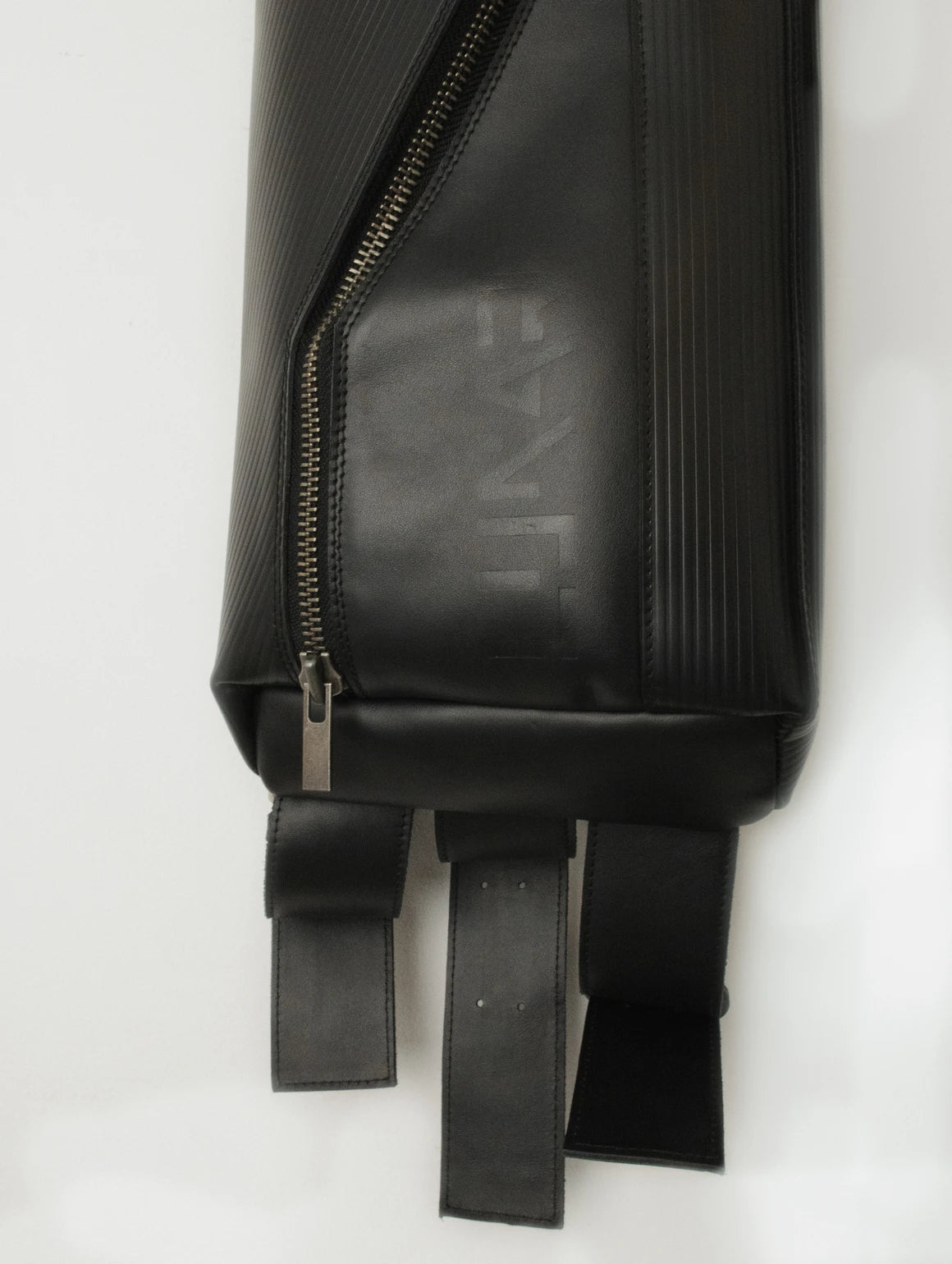 LEATHER BUMBAG