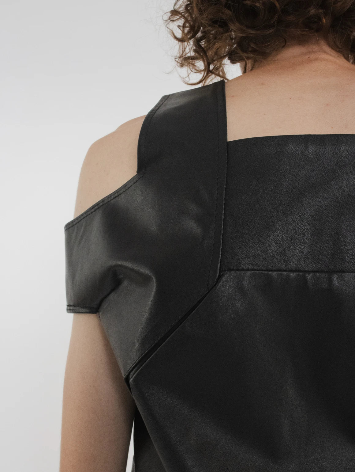 LEATHER WINGS TANK TOP