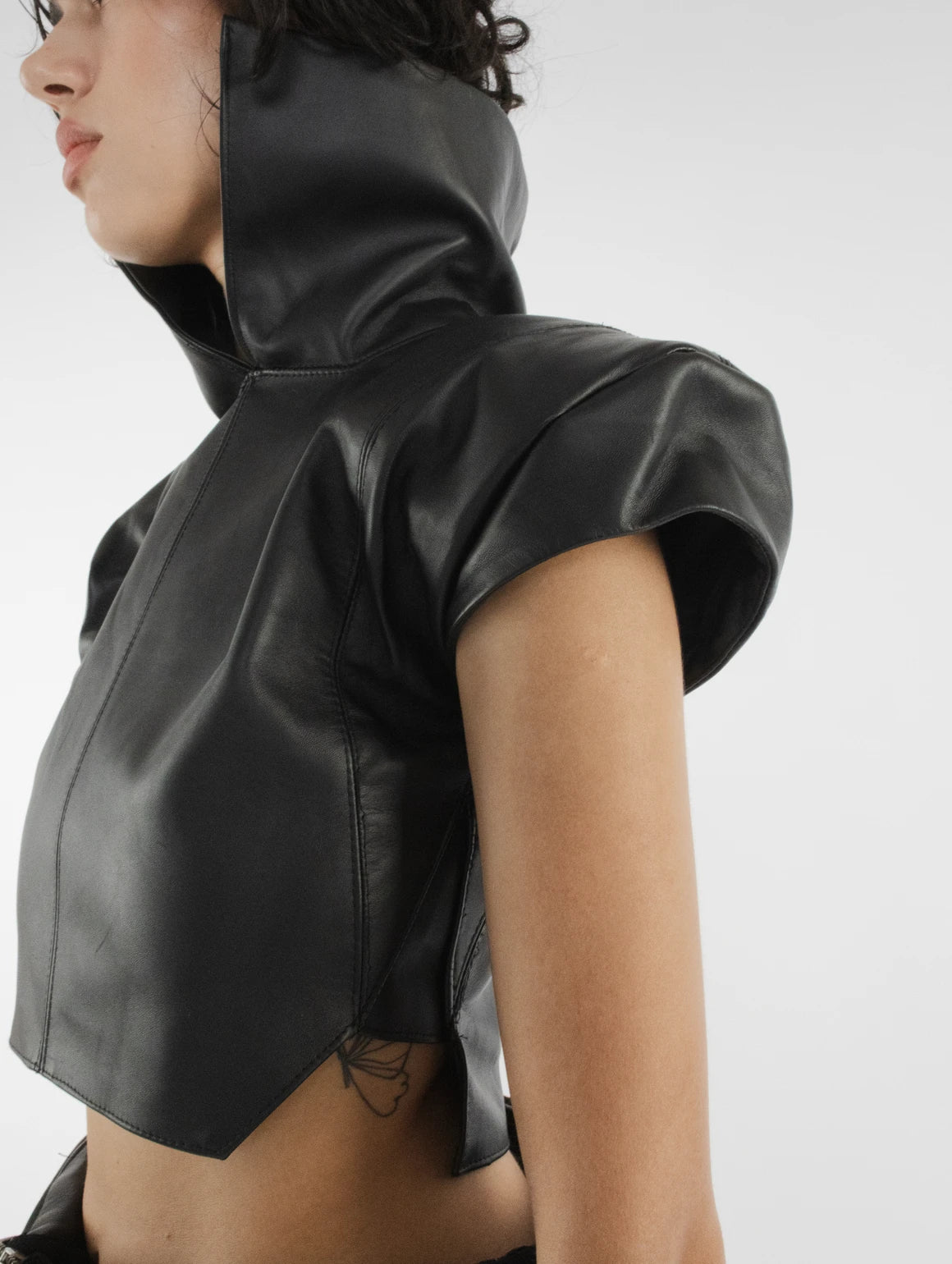 WOMEN LEATHER COLLAR TOP