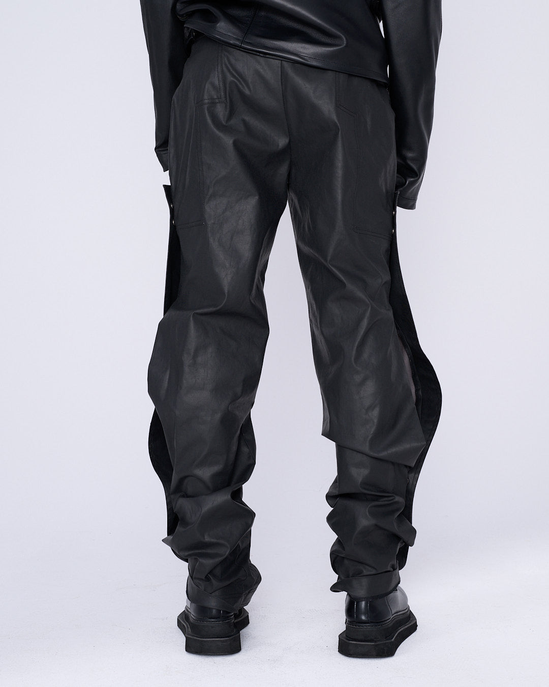 MEN DENIM CROPPED PANTS