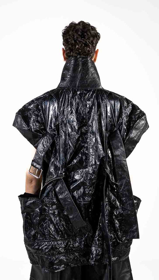MEN CRINCKLE PU CROPPED VEST