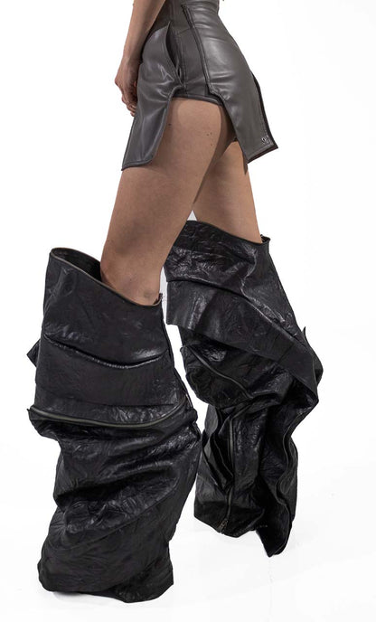 WOMEN ECO LEATHER SHORT PANTS