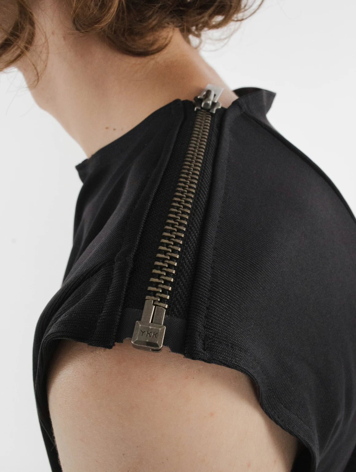 SHORT TANK TOP