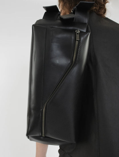 LEATHER BUMBAG