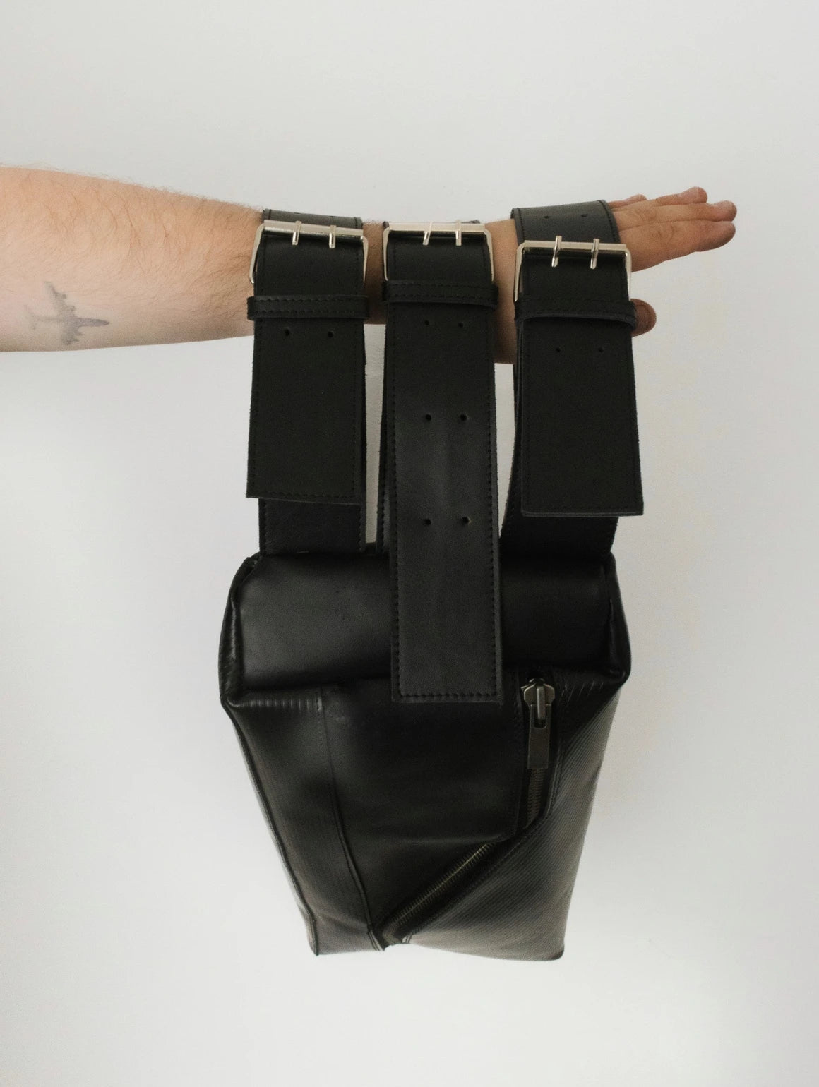 LEATHER BUMBAG